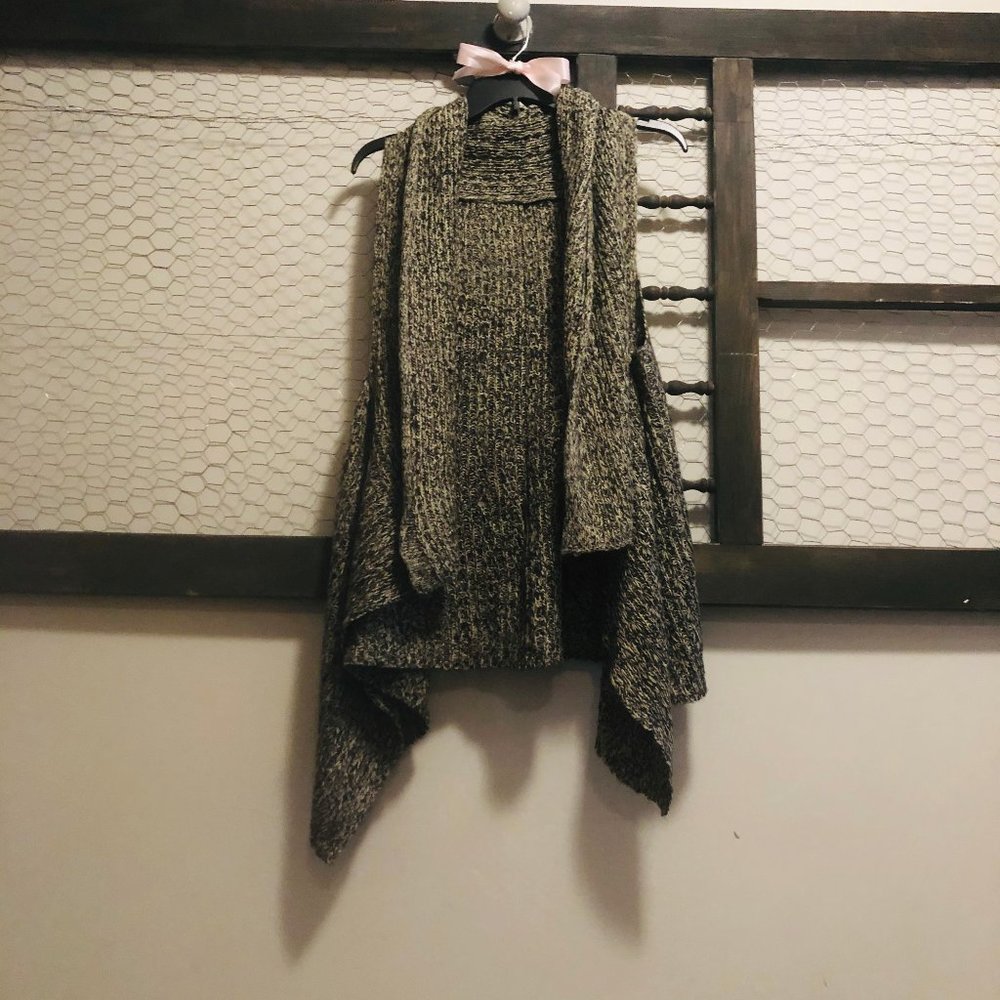 Cream and Chocolate Brown Knit Vest